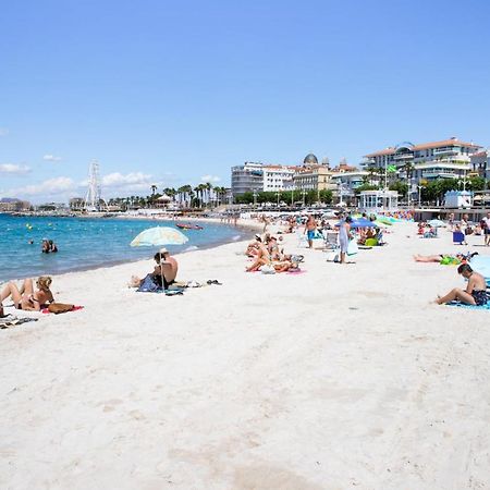 Studio 2 Neuf A 100M Des Plages Et De La Gare Saint-Raphaël Exteriör bild